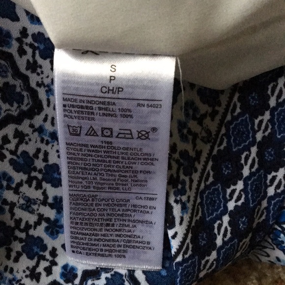Gap dress. Size small. Blue floral pattern - Picture 5 of 5